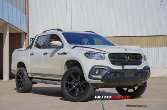 MERCEDES X CLASS AVALANCHE GLOSS BLACK MILLED ACCENTS